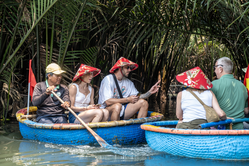 Múa thúng rừng dừa Bảy Mẫu, trải nghiệm khó quên khi đến Hội An