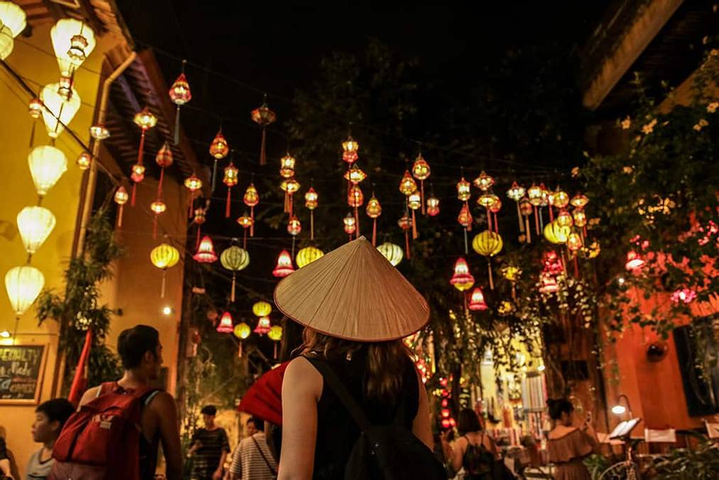 Lễ hội Trung thu Hội An - Đêm rằm lung linh sắc màu đèn lồng