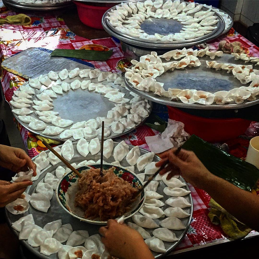 Lò bánh bao bánh vạc Bông Hồng Trắng Hội An - Loại bánh đẹp dịu dàng mang hương vị tinh tế