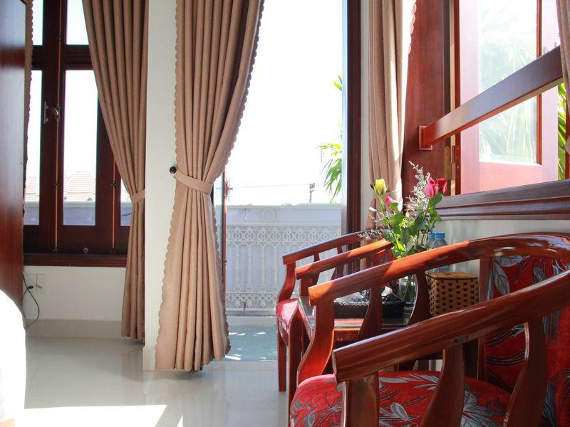 Hội An Golden Horse Villa - Trải nghiệm party hồ bơi vô cùng sôi động tại phố cổ