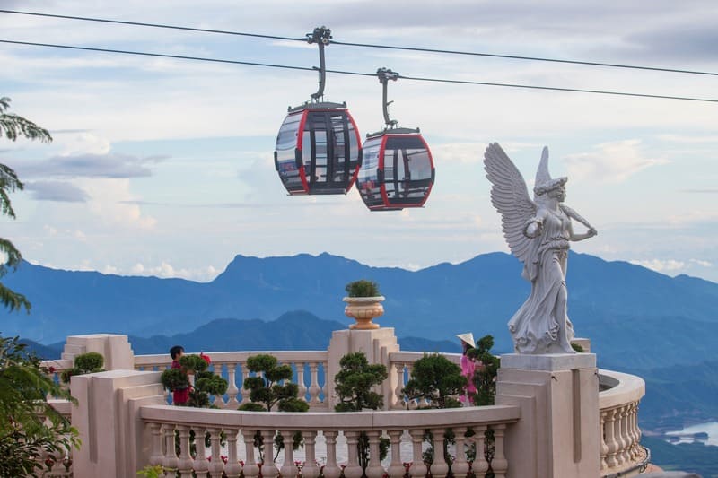 Cẩm nang du lịch Bà Nà Hills 2026: Giá vé, vui chơi, ăn uống