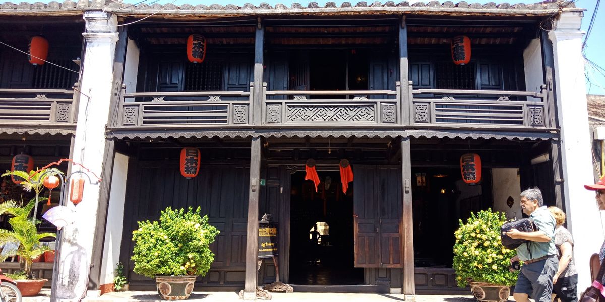 Khám phá trọn vẹn vẻ đẹp yên bình nơi Phố cổ với những kinh nghiệm du lịch Hội An tự túc cực xị