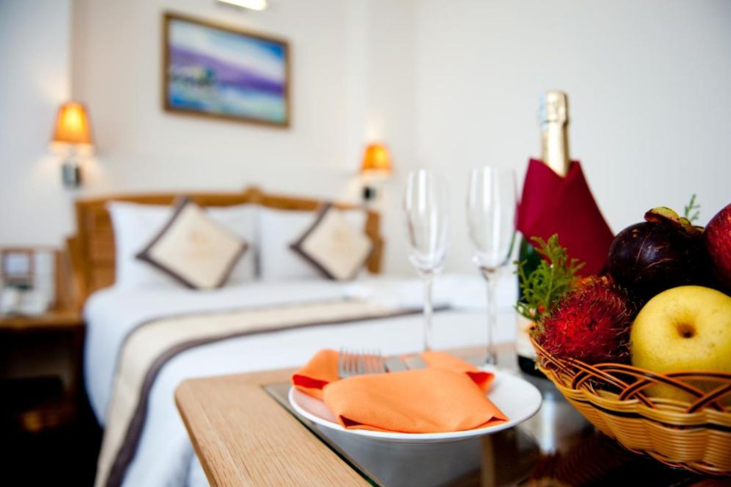 Romance Hotel mang giai điệu ngọt ngào, êm dịu bên bờ sông Hương