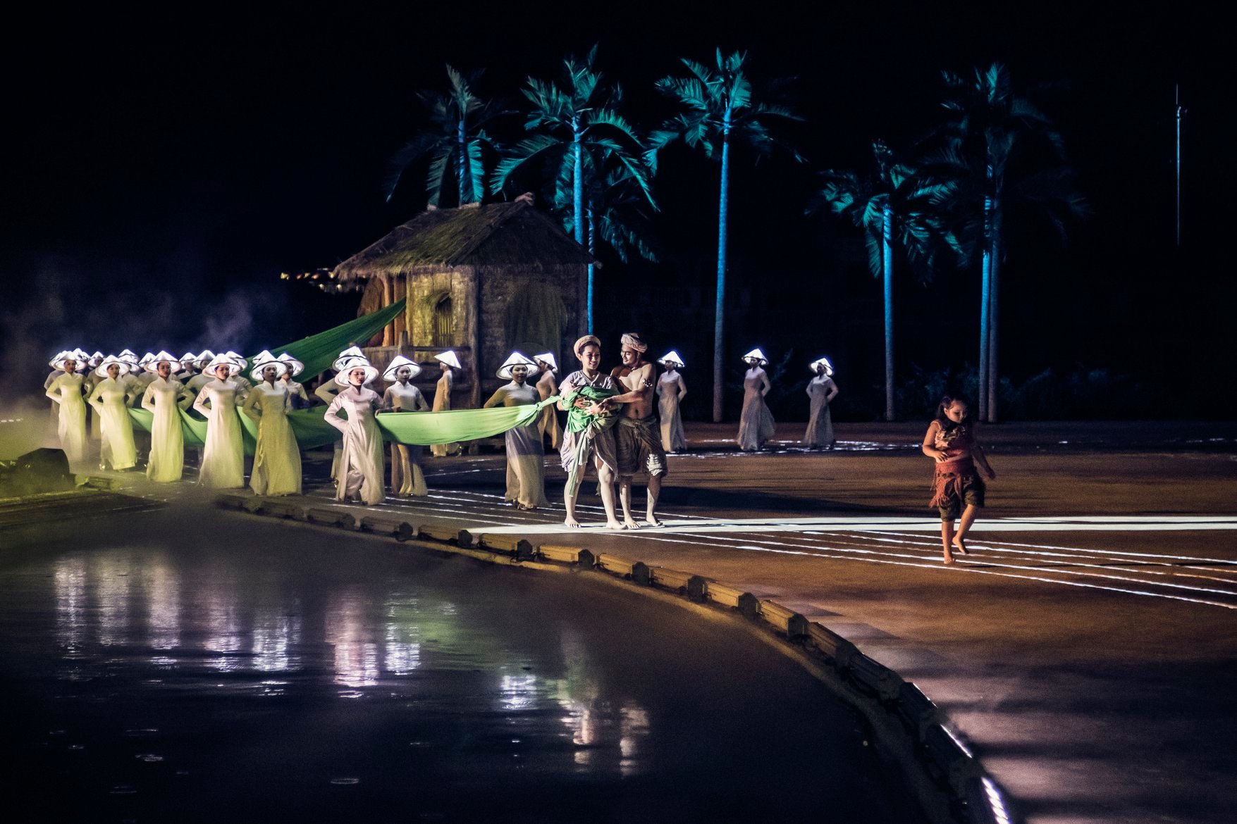 Show diễn Ký Ức Hội An - Chương trình nghệ thuật du hành ngược thời gian