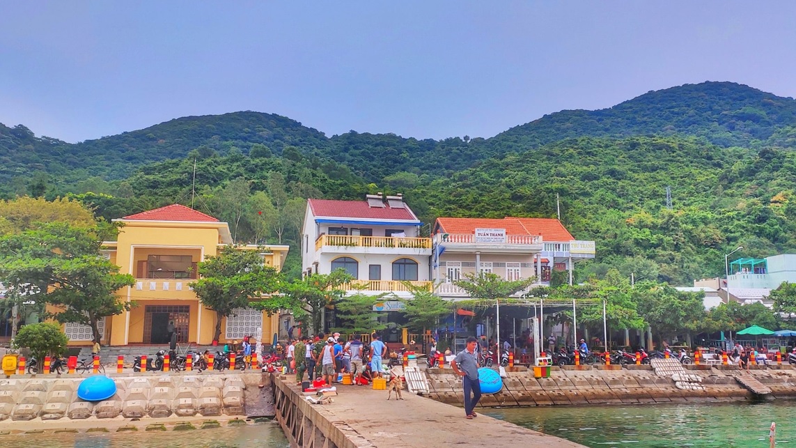 Bãi Làng Cù Lao Chàm có gì? Trải nghiệm 9 hoạt động hấp dẫn 2025 - đơn vị hỗ trợ