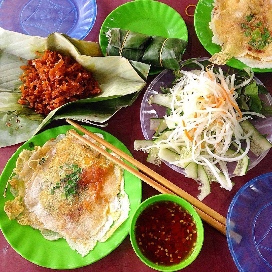 Bánh ép - Món ăn lạ miệng của xứ Huế làm say lòng bao thực khách