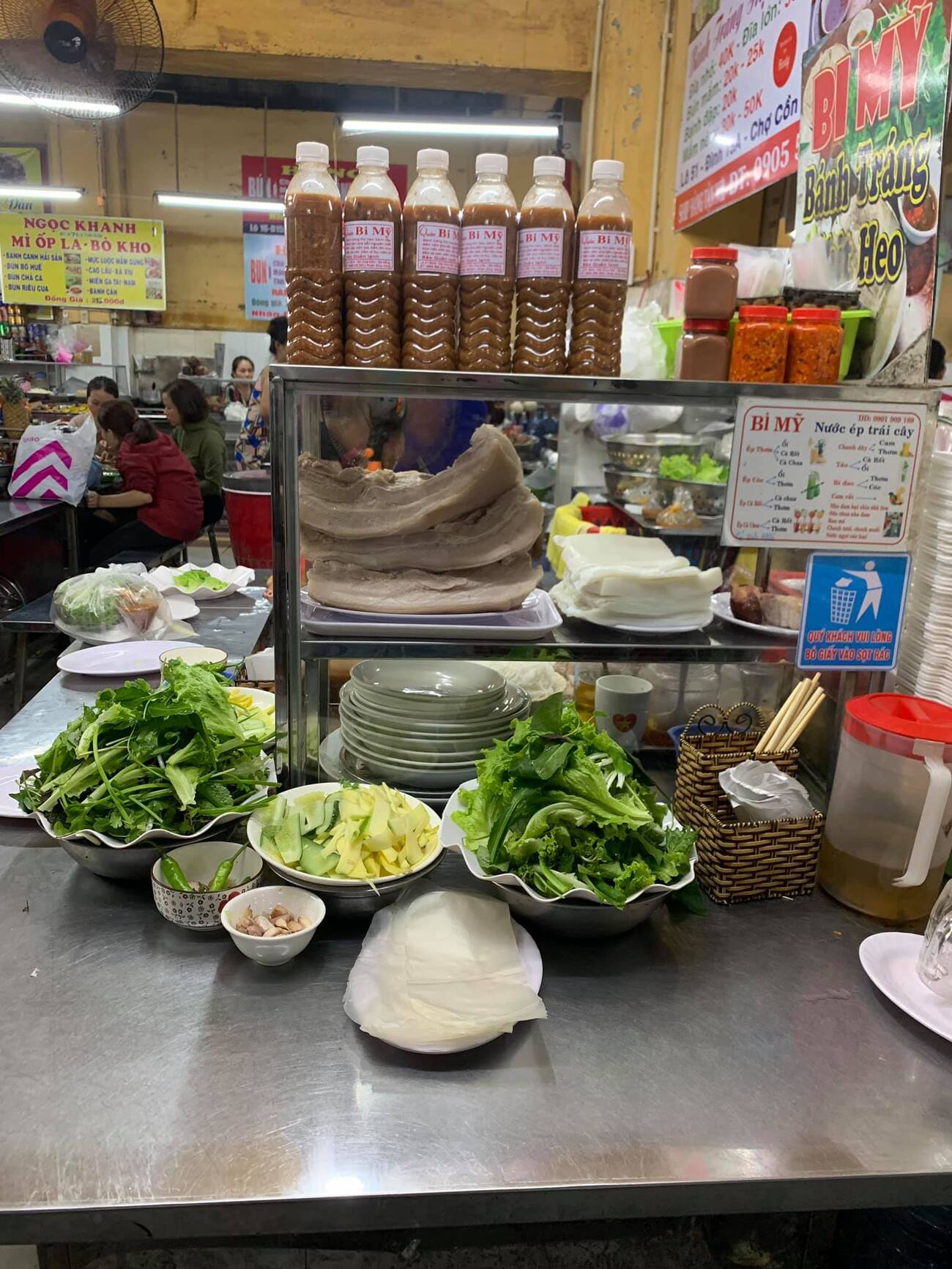 Bánh mì Tràng Tiền Huế - Gói gọn hương vị cố đô khiến bao người phải suýt xoa không ngừng